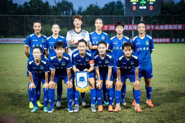 李弘权21分上海大胜广东 张宁21分山西负同曦